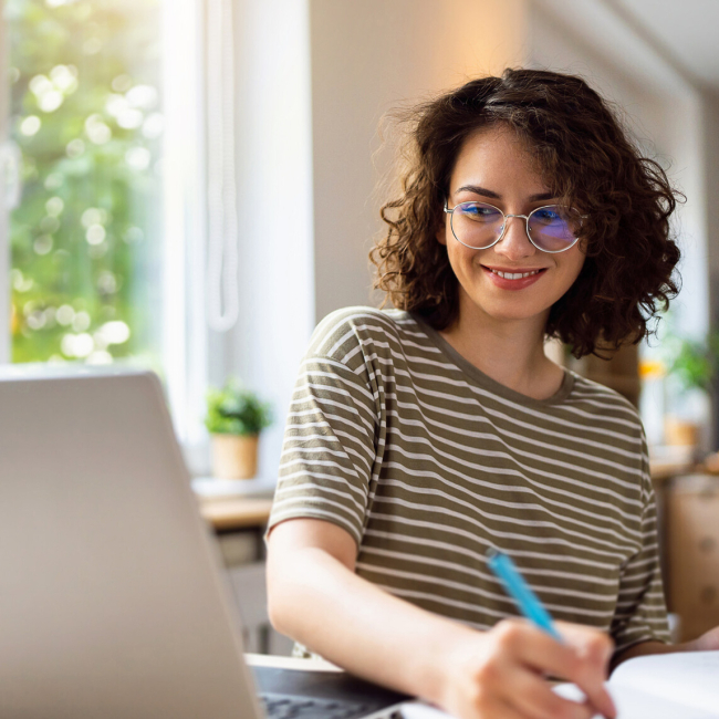 Women with laptop